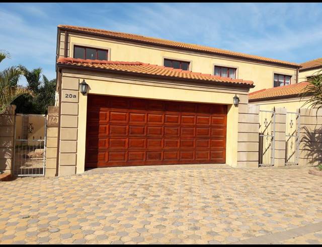 4 BEDROOM TOWNHOUSE RENTED IN SHERWOOD